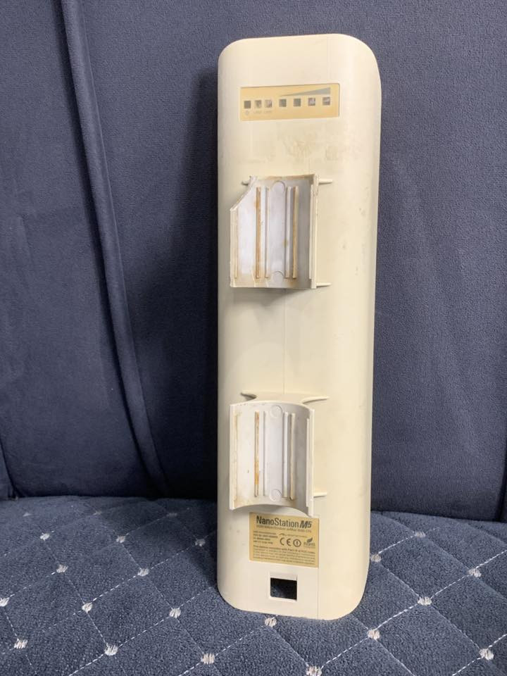 نانو عدد 2 للبيع
الاول : نانو ستيشن M5 نوعيه راقيه جداً "25 الف 
الثاني : نانو باور بيم M5 معروف جداً  60 الف 
الشراي اتساهل ويا اذا تاخذهن ثنينهم هم اتساهل ويا 
للاستفسار خاص او اتصل : ***********
