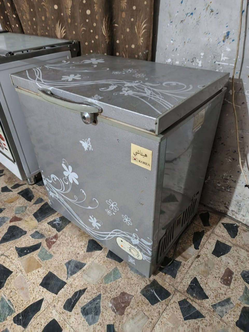 كاونتر تزكام اصلي ثلاث قطع كاونتر مترين ونص والسنك متر ونص السعر 300#14 قدم 140 شكو عندنا اللي عندنا يلا يلا يلا ٢؛ـ طباخ اربع عيون 130 نظيف جداطباخ كريازي مصري شغال على الفحص 220كاونتر 250تلاته قطع تسكام  تخم 10 مقاعد 150 مجمده هيتاشي ثمانيه قدم 130 كاونتر قطعتين 150مكان بغداد يوجد خدمه توصيل بكروه داخل بغداد فقط


**إذا كنت صاحب هذا الإعلان وتريد حذفه لأي سبب، رجاءا أرسل رسالة إلى الدعم الفني**