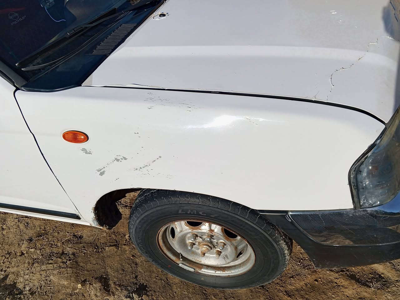 سلام عليكم سياره 2013 رقم كليزي داخله هزه وجاهزه من كلشي ما ناقصها شي بيها بارد بصيط جاملق الايمن سعر 125.    ‏‪0783 579 9624‬‏ مكان سماوه خضر
