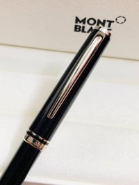 قلم مونت بلان   (Montblanc) جاف  مستر ستوك - 144- بلاتينيوم        الم...