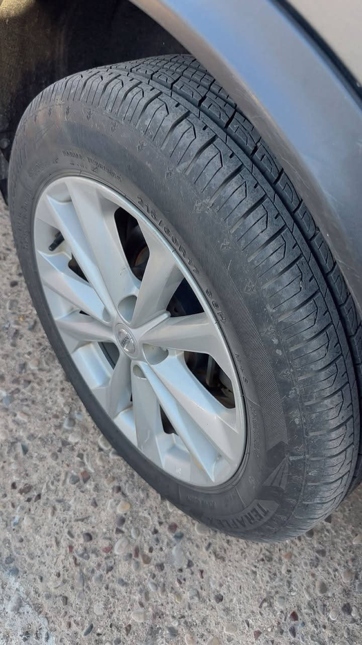 Nissan ROGUE SV AWD 2017 
فول مواصفات دبل أكسن 5 كاميرات رادارات امام جانبي كشنات هيتر ستيرن هيتر كشنات كهرباء متحرك نظام ايكو اقتصادي مراية إشاره صندوق شفت…
الســبخ بيه جوه رقم الصندوق بدون دواخل الساره جديد بدون تعديل بارد تايرات جديد تخم جديد تبريد مركزي ثلج كير محرك بلادي شركه ماشيه 74mill السعر 124$ عليها غرامات 3$ اوراق تنزل من السعر مكان عقره ***********واتساب
