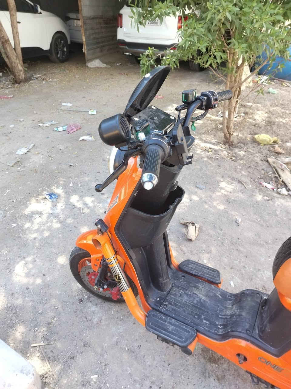 راجه R9 للبيع
دراجه حديده زيرو ماشيه قليل 
بطاريات نقص واحده
تايرات جدد
لون برتقالي 
سعر 550
وبيه مجال.    كلشي بيه شغال 
وبيه بلوتوث 
المكان بفداد، حي جهاد، حمدانيه 
رقم الهاتف واتساب ــ, ***********
