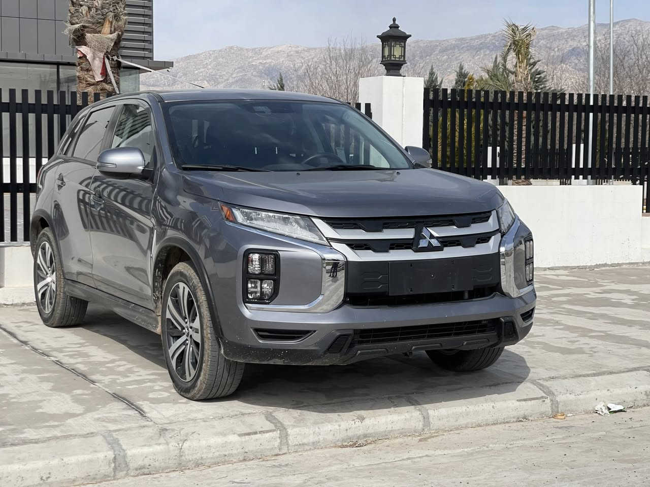 سلام عليكم
سلاو. ميسوبيشي اوتلاندر سپورت موديل 2024

  مواصفات SE فول فول
 بصمة 

 بونيد جملغ صبغ و ثلاثة قطع كلير امريكي

 بدون دواخل ايرباك بس سكان✅

  سعر 123$مجال 💸

                                  واتصاب. ***********📞
