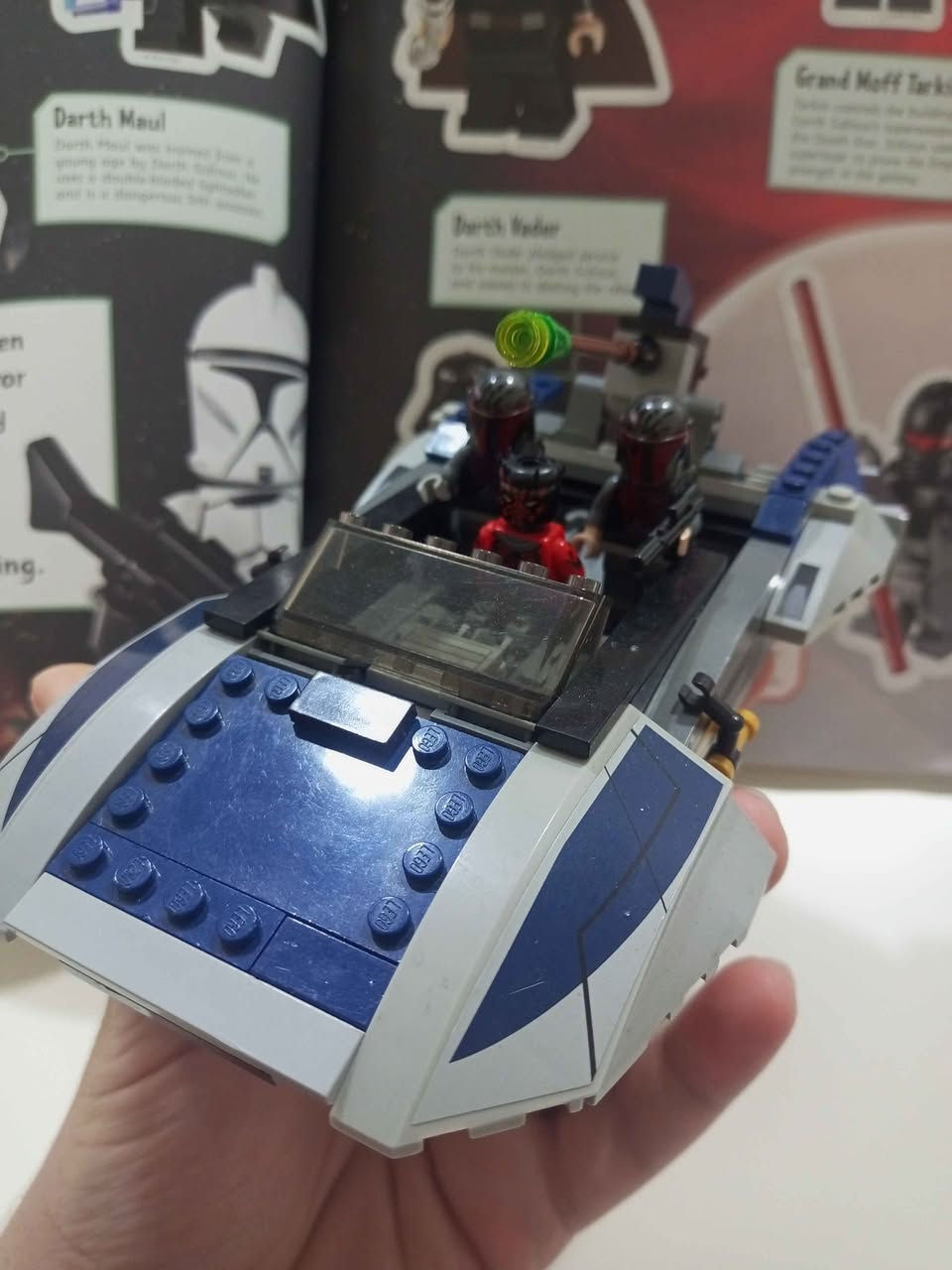 کوردی و عەرەبی 

سێتێکی زۆر دەگمەنی لێگۆ ستاروارسە ئەسڵی ٢٠١٣هەرسێ فیگەرە دەگمانەکەی لەگەڵە و هی ئەمەزۆن و شت نیە لە ٢٠١٩وە لای خۆمە و هەڵگیراوە و گۆڕینەوەش دەکەم .

مجموعة ليغو ستار وورز نادرة جدًا من عام 2013، تضم جميع الشخصيات الثلاث النادرة إنها ليست قطعة باليه أو منتجًا من أمازون، وقد٢٠١٩ احتفظت بها على الرف منذ ذلك الحين تبدیل موجود و توصيل السليمانية, العراق


**إذا كنت صاحب هذا الإعلان وتريد حذفه لأي سبب، رجاءا أرسل رسالة إلى الدعم الفني**