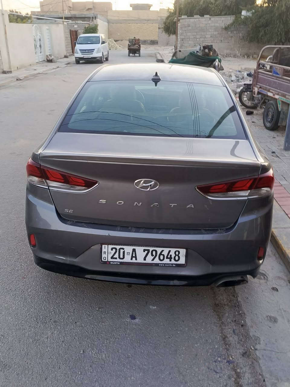 السلام عليكم سوناتا للبيع موديل 18امريكي ضربتها بابين جهت السائق معدلات نفسهن سياره جديده ونظيفه السعر 130 وبيها مجال بسيط ***********..*********** اتصال
