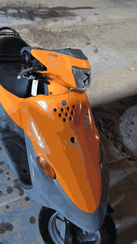 السلام عليكم تسع زروف للبيع دراجه نضيفه مكفوله كفاله عامه كهربائيات كلها شغاله لون مشمشي مميز السعر 850 وبيها مجال رقمي ***********
