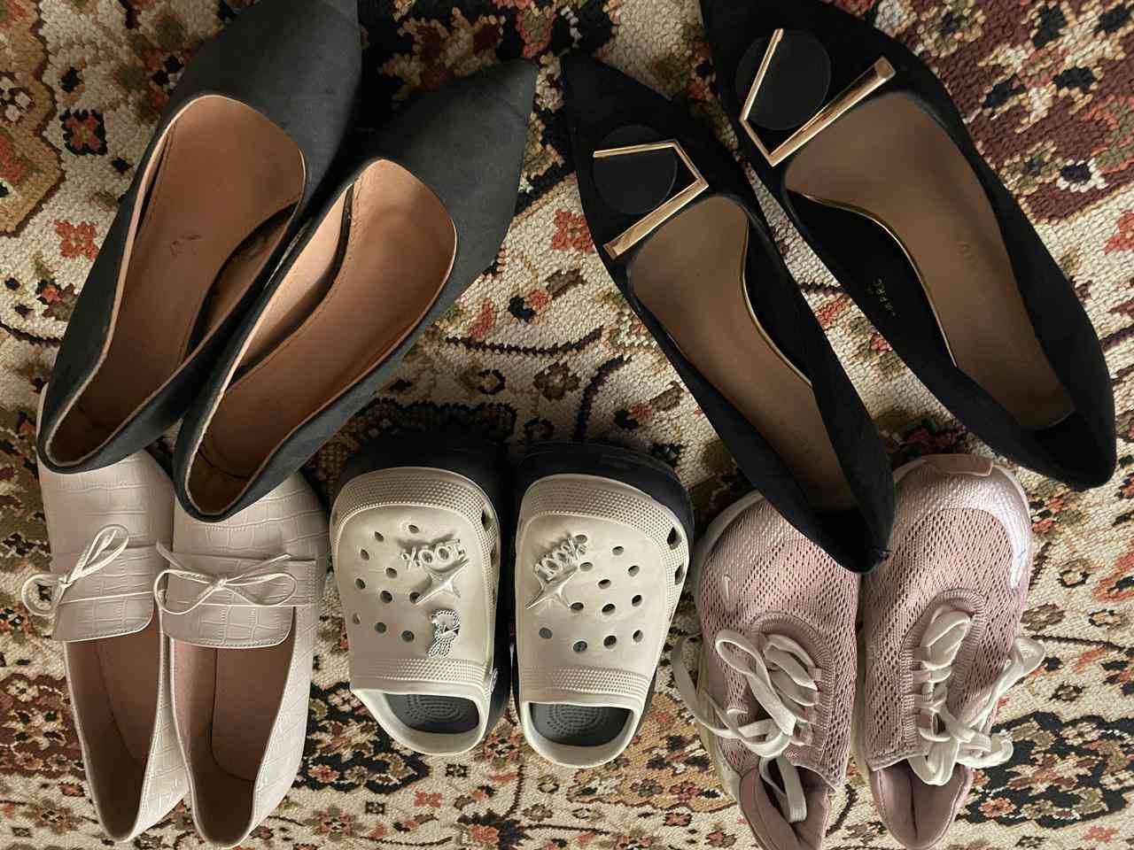 السلام عليكم عندي هذن تكرمون الاحذيه كولهن ب١٥ قياس ٣٧ والبيجي ٤٤ مملبوس وصيت وطلع كبير


**إذا كنت صاحب هذا الإعلان وتريد حذفه لأي سبب، رجاءا أرسل رسالة إلى الدعم الفني**