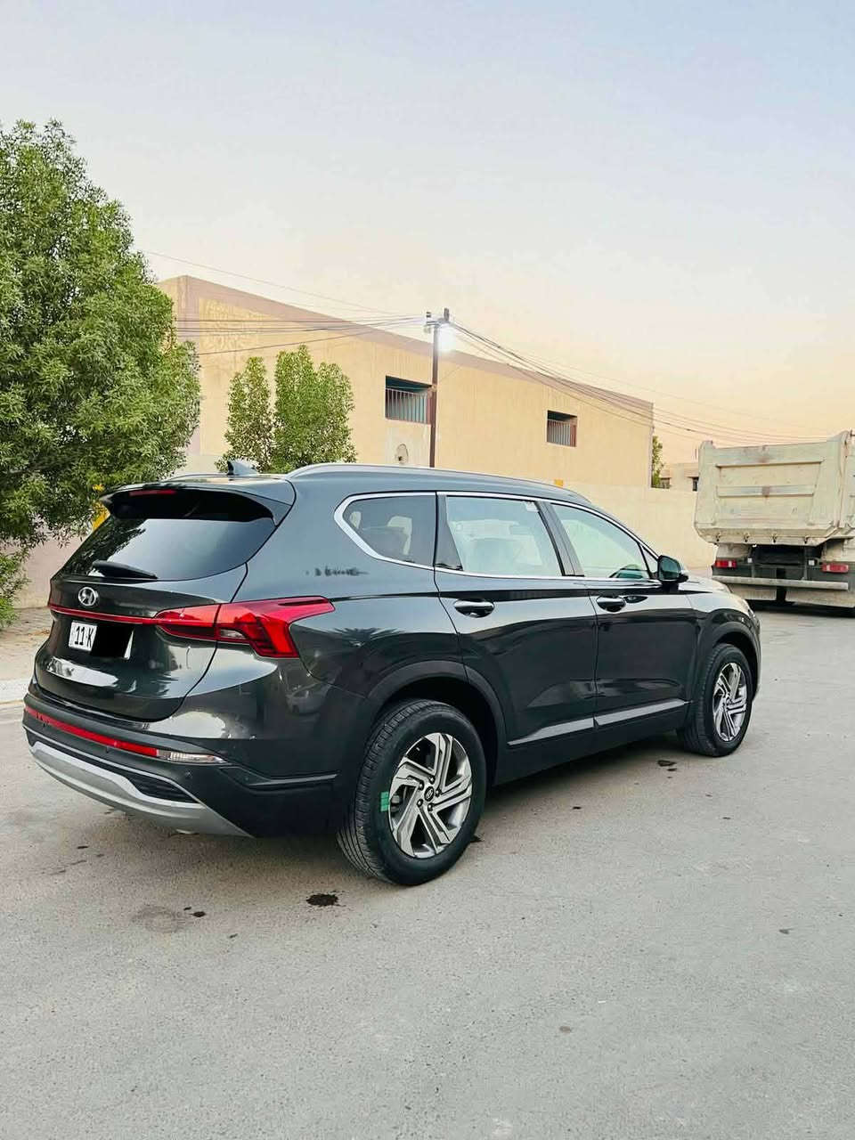 هونداي سنتافي ٢٠٢٣ رقم بغداد نكليزي بسمي ٦اشهر من داخله العراق سياره جديده ماشيه ٨٠ الف فول عدا الفتحه محرك ٢٥٠٠تنفس طبيعي لادار خلفي أمامي كامرا تبريد قطعتين فول قياده  ليبل واحد بدون اي تبديل صور الحادث موجوده تقريبا بدون حادث السعر٢١٨ورقه وبيهة مجال عنوان بابل القاسم ***********
