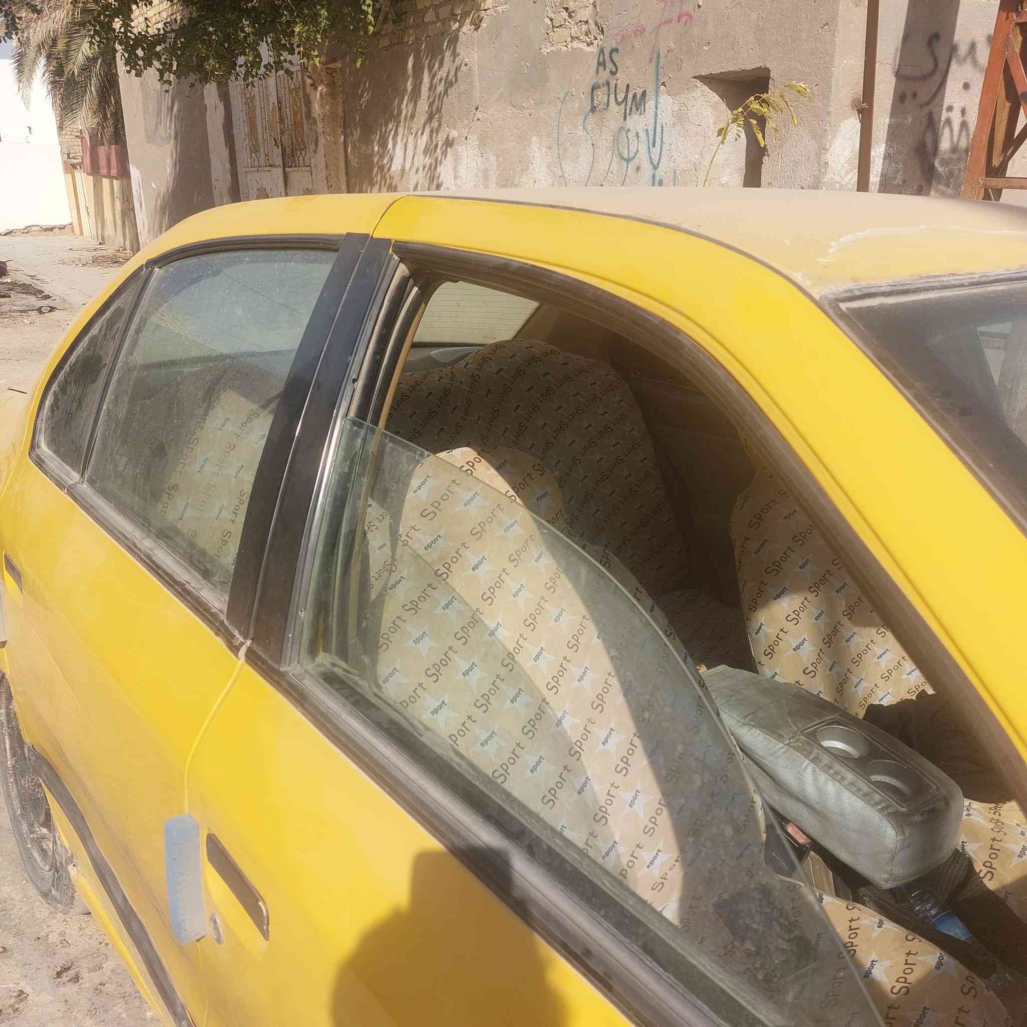 السلام عليكم سمند مديل ١٠سنويه صاقطه بي ٢٠٢١عليها هيئه ٢٧٠وغرمات ١٩٠السياره ملكها بي الرميثي شوفت عينك السياره يردها ترتيب بصيط السعر٢٥ وبها مجال قليل عنوان السياره بل الحمزه الشرقي ***********
