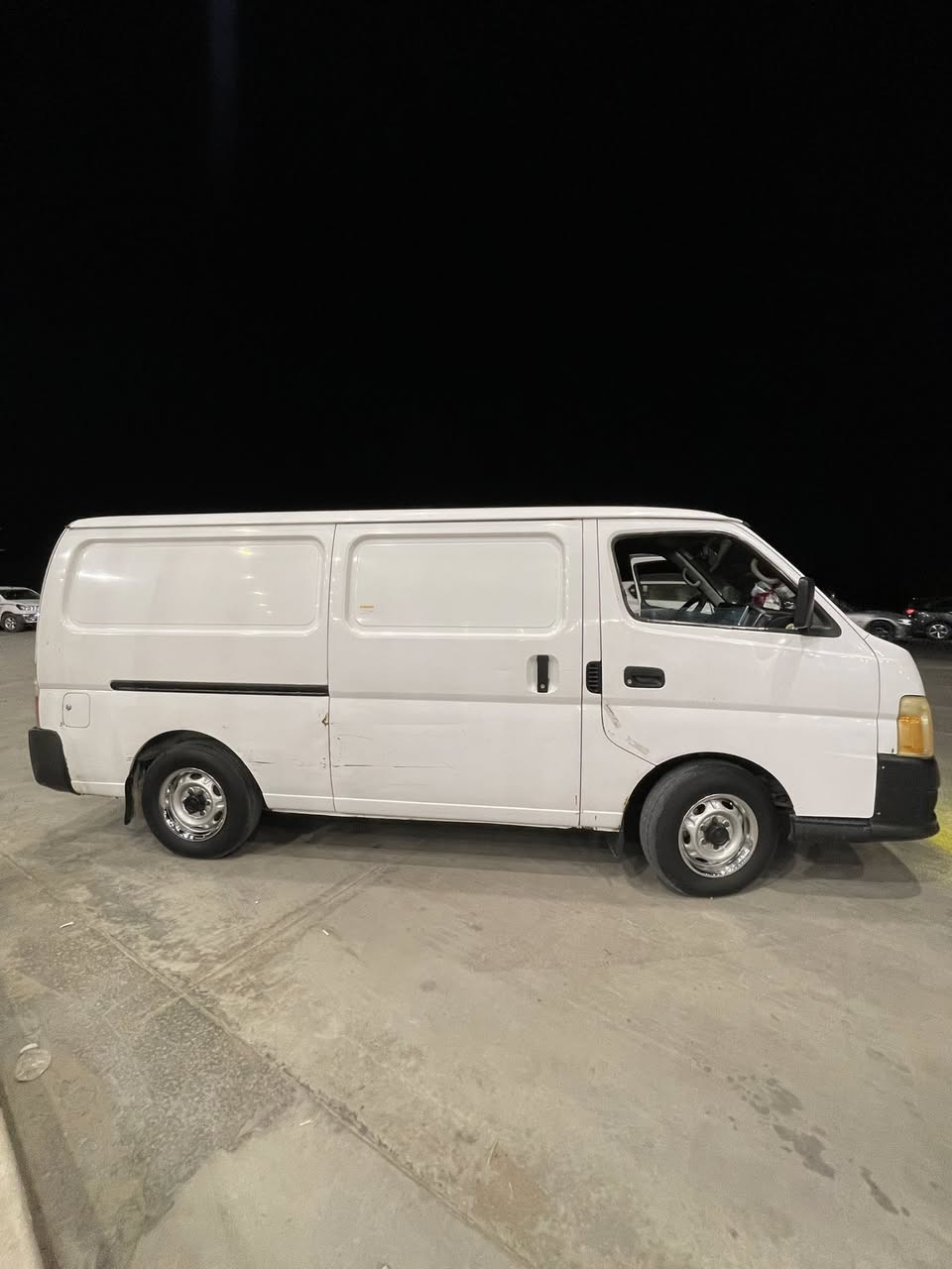 من رخصت مدير الكروب المحترم شباب نيسان يورفان ٢٠١٢ كاز. السياره كفاله عامه بس بيهة ليوره بيهة بل هجل شويه صبخ شبرين الباقي مكفول السياره سماعات وشاشه ب١٤٠ الف كير مكينه  جدد.  تايرات جدد وكبات وطوك جدد و باتري جديد  السياره الف متصرف عليهة الف دينار  السياره بسمي تحويل مباشر  للبيع فقط ب ٨٨ وبيهة مجال بسط  ومكان السياره الاعضميه   وهاذ رقمي ***********
