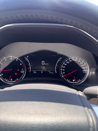 لاندكروزر VX • ٢٠٢٤ • ٣٧٠٠٠ كم