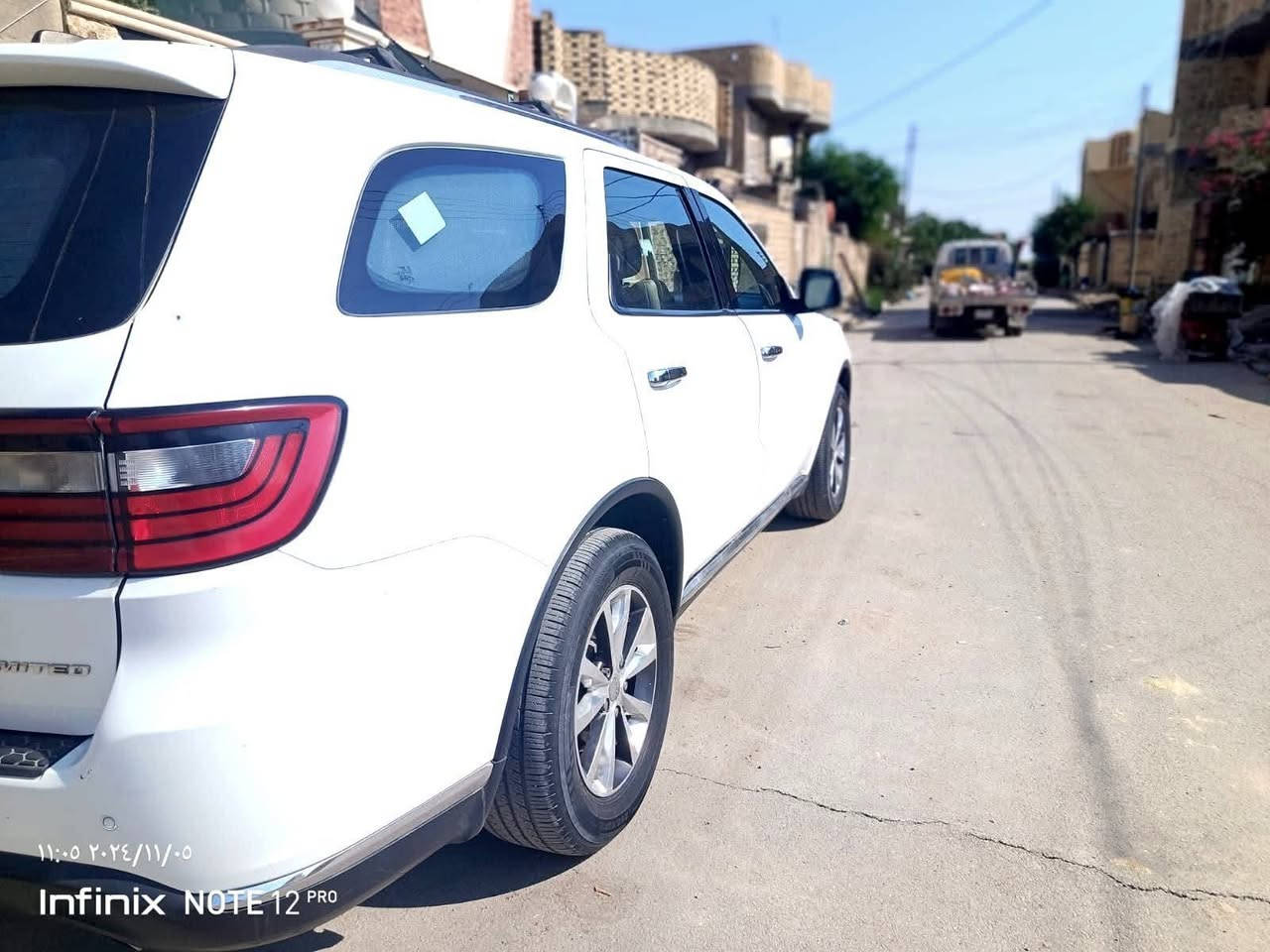 (للعشاق الامريكي 🇺🇸)
سـلام و عـلـيـكـم
——————————
موديل 2016

نوع سيارة دوج دورنكو

فئة سيارة (لمتد فول عدا الفتحه) 

محرك 𝗩3600 ✈️

السياره بعدهي  جديده . عليه تخم تاير جديد + باتري جيد وحدايه جديده 
ومنزل برنامج لها شرط بانزين عادي انسه الدوانز
——————————————————————
الـمـواصـفـات 1/1 

*تشغيل عن بعد
‏‎*شاشه كبيره تحكم في ايعازات سياره 
‏‎*صندوق كهرباء 
‏‎*𝗹‏𝗹‎𝗹* كشنات كهرباء
‏‎*ردار خلفي
‏‎*مثبت سرعه
‏‎*خزن ميموري في كشنات
‏‎*كشنات تدفه 
‏‎
‏‎
‏‎*كشنات لون  بيجي بلادي مال شركة. 
‏‎*نضام eco
*مري جانبيه ذكيه تنزل مع الرجوع عل بك
*مرايه السائق ..والوسطى اوتو
*أشاير في المري 
‏‎فول تحكم ستيرن
‏‎*ستيرن تدفئه
*شفتات ستيرن
‏‎* سماعات ALPENE
‏‎*نضام تزحلق. 
‏
‏*توقف ذاتي 
‏‎*واي فاي داخل سيارة
‏‎*لايت زنون  +بلاجكتور. 
‏‎*اكامره خلفيه دواره معه استيرن 
‏‎*جام اوتو 
‏‎*حساسات خلفي 
‏
‏‎*انضمت قيادة SPORT...
‏‎*نقطه كهرباء 110 𝗩

—————————————————————
#السعر 230وبيه مجال قليل
#السيارة  للبيع اوالمراوس حسب القناعه 
#رقم  بغداد مميز 
#السياره وارد امريكي تقرير صور الحادث مرفقه مع السونار* ***
عددالمسافه المقطوعه 155 الف ميل قابله للزياده 
هــ ***********
