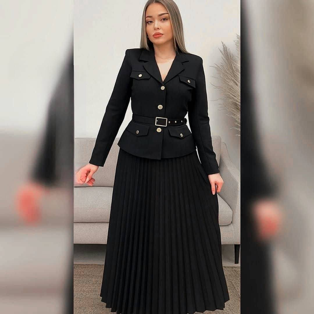 طقم  نسائي ستره  وتنوره  تركي 💯🇹🇷
قطعتين  😉🇹🇷
خامة دبل صيفية فد شيء ✈️♥️
متوفر بألوان وقياسات راهية 😁👌🏻
الموديل ترند الموسم 💯💯
38*40*42*44*46*48*
سعر درزن 226
سعر المفرد 25 الف


**إذا كنت صاحب هذا الإعلان وتريد حذفه لأي سبب، رجاءا أرسل رسالة إلى الدعم الفني**