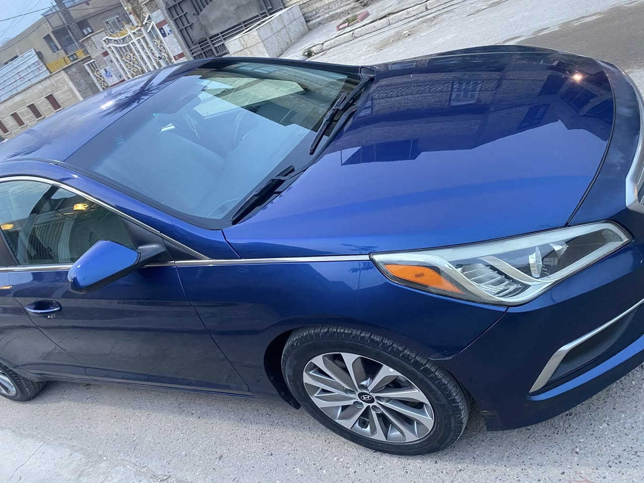 سوناتا 2017 للبيع
وارد أمريكي
حادثة دعامية أمامية فقط
نظيفة والاستعمال شخصي
المحرك والقير بحالة ممتازة
مكيف شغال، الفحص جاهز
السونر موجود (بالصور)

💰 السعر: 140
📞 الهاتف: ***********
🔁 أقبل المراوس بسيارة النترا تكون جيدة وبدون أضرار كبيرة
