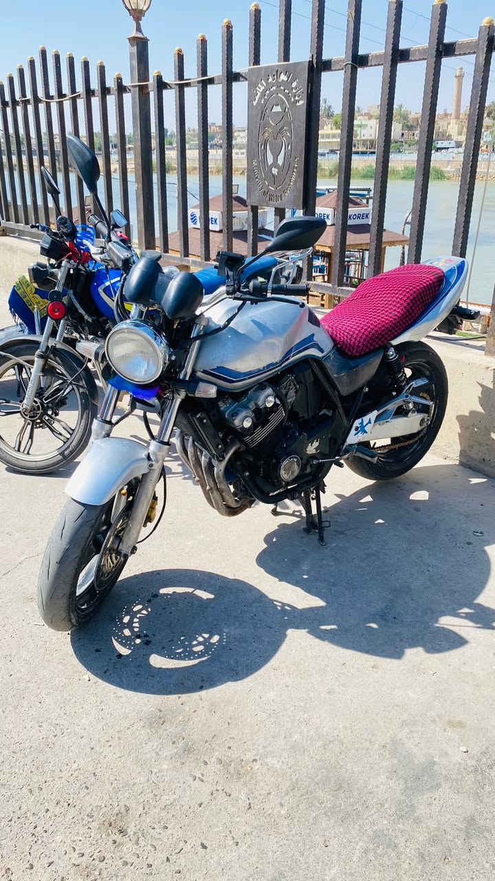 سيبي فور CB400
ئدامه كماله بلكات جدد كابريتر تنضيف جونات اني اكلك كلشي بيه جديد حته تايرات كفاله تجي تفحص عله راحتك شنو تيد عين عيونك اوراق دراجه مكاني الانبار


**إذا كنت صاحب هذا الإعلان وتريد حذفه لأي سبب، رجاءا أرسل رسالة إلى الدعم الفني**