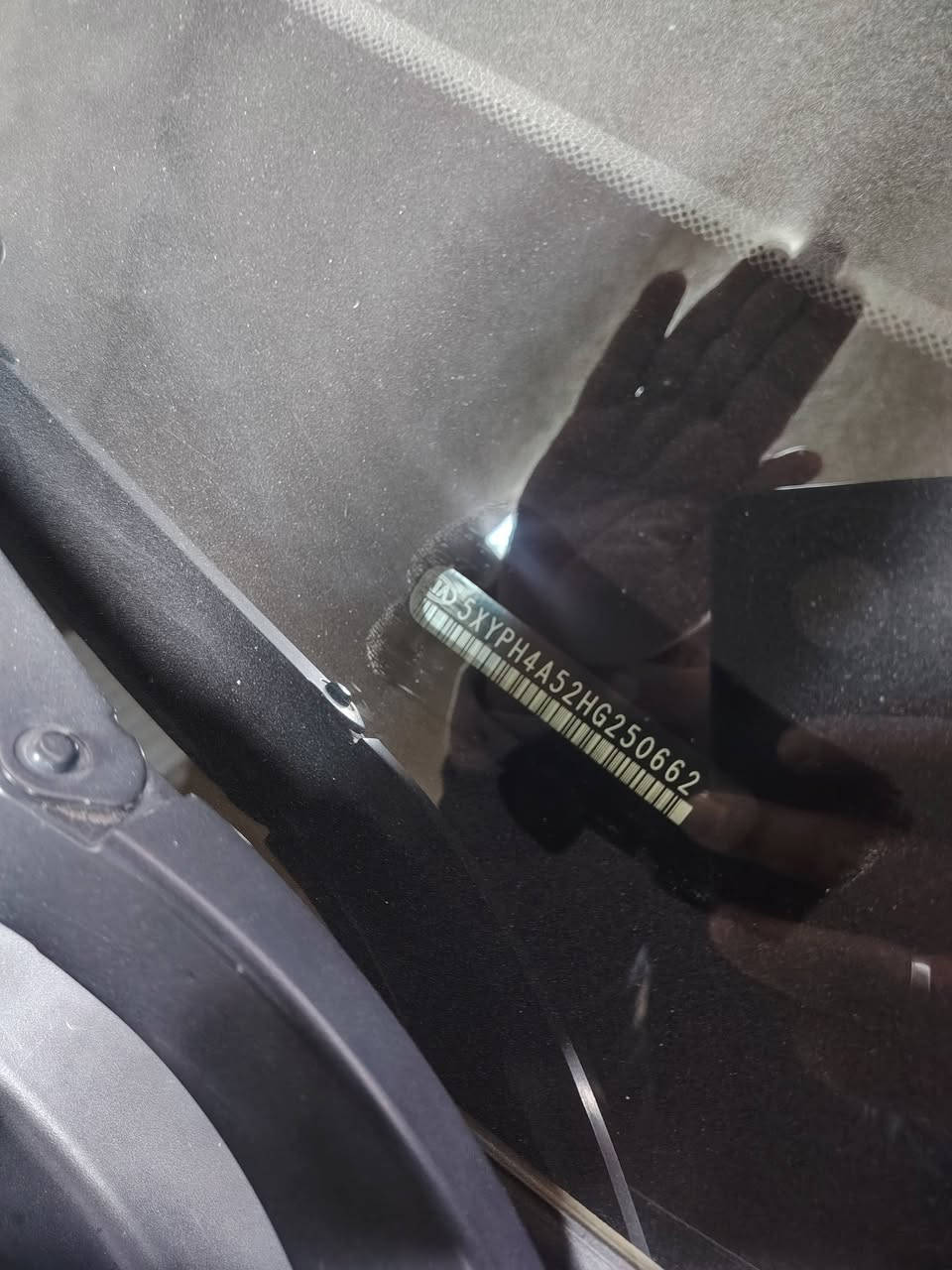 السلام عليكم
سورنتو 2017 وارد امريكي فئة EX فول عدة البانوراما رقم بغداد تحويل مباشر 
بيها دعاميه صبغ فقط + بارد جاملغ وباب قليل موضح بالصوره شرط بدون دواخل
كير محرك حدادية كفالة  7 راكب 3 قطع تبريد شاشة كبيرة 3 انضمه قياده بصمة كشنات تدفئة تبريد
مانع انزلاق حساس خلفي 
كشنات جلد كشنات كهرباء
مكاني بغداد الوزيريه السعر 175 بي مجال
هاتف ***********
