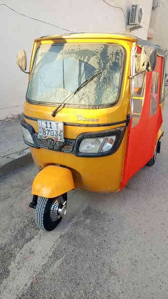 سلام عليكم شباب تكتك البيع تيفي اس التكتك كماله ربع مذب عليهه كير مكينه اكسل تخم تاير جادر برده كله جديد كبل الشارع رقم بغداد بسمي  السعر المطلوب 5500 وبيهه مجال موديل 2019 الاستفسار عن ارقم ***********
