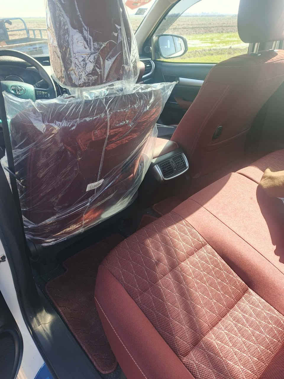 السلام عليكم سياره تيوتا هاي لوكس ٢٠٢٥ ساز زيرو ماشيه ٢٠٠٠ كفاله عامه فول مواصفات رقم واسط انكليزي تحويل مباشر مكان السياره الكوت للأستفسار اكثر الاتصال على الأرقام التاليه/*********** /***********
