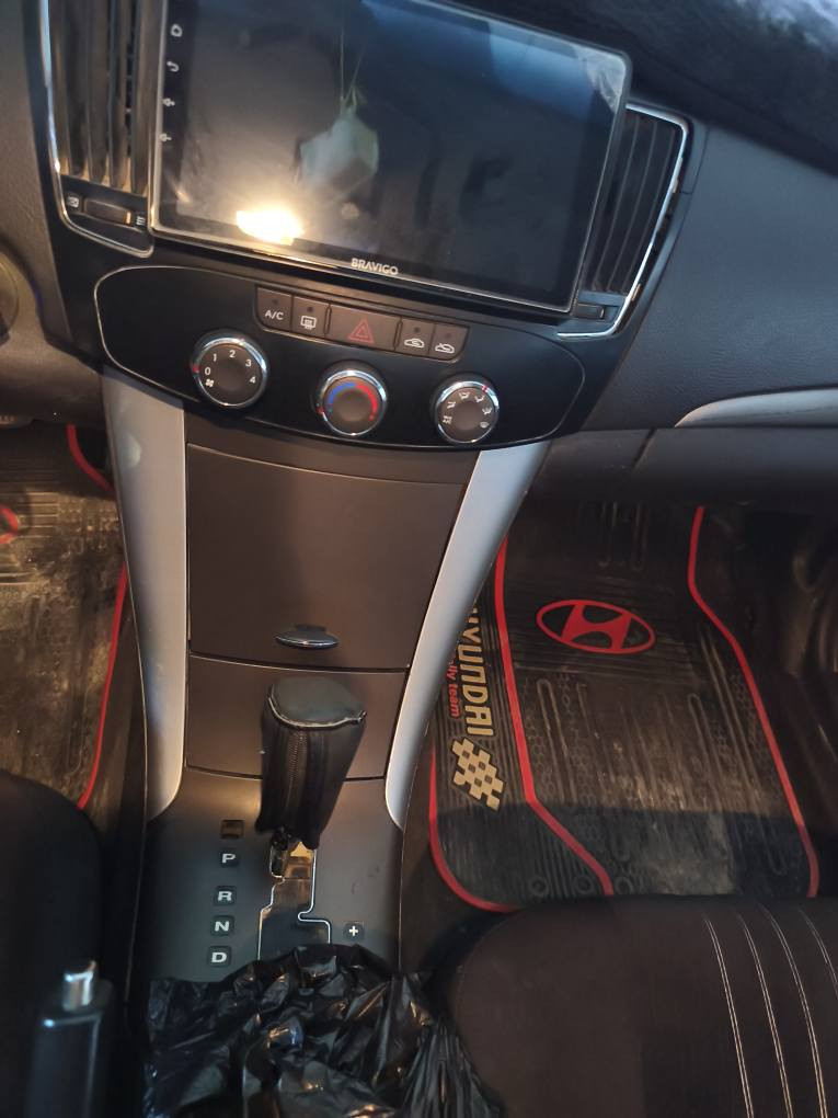 سوناتا 2009 خليجي رقم دهوك باسمي 
السيارة بحالة ممتازة نضيفة من كلشي صدر جديد تايرات جدد
السيارة استعمال خفيف كلش اي استفسار اتصال على الرقم 
*********** سامراء, صلاح الدين
