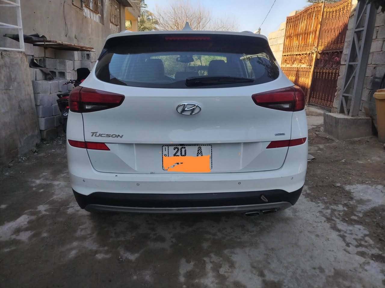 السلام عليكم توسان وارد امريكي محرك 2400 موديل 19بيع اومراوس حسب القناعه بسمي تحويل  مباشر سونار مرفق بصور الاستفسار اتصل ***********
