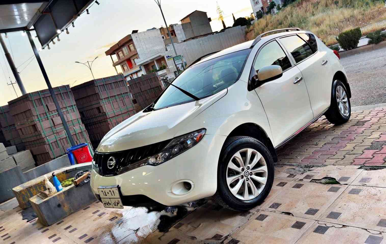 سلام عليكم 
نيسان مارونو 2009 وارد امريكا كلين بدون ضرر بدون غرق التقرير موجود 
فقد بالعراق مرشوشه قطع اثر شخوط ابيع حزام 
مكينه 6 سلندر حجم 3500 
مكينه وكير جدد 
تبريد منضومه جديده ثلج 
سياره جاهزه وجديده بصمه سيدي جنحر 6 اقراص 
تراي وين ماتحب 
مكانها العامريه 
السعر 87
تواصل *********** بغداد, العراق
