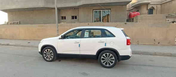 السلام عليكم سورنتوخليجي موديل 2014 رقم بغداد مميز الجديد بيه صبغ احزام اثر طخات بدون كلبه وبدون جفيه فو مواصفات مكينه 6اسلندر 3قطع تبريد 7راكب بنو رامه بصمه كشنات كهربائي وبعد بيه مواصفات مكاني واسط عزيزيه السعر 135 وبيه مجال ***********
