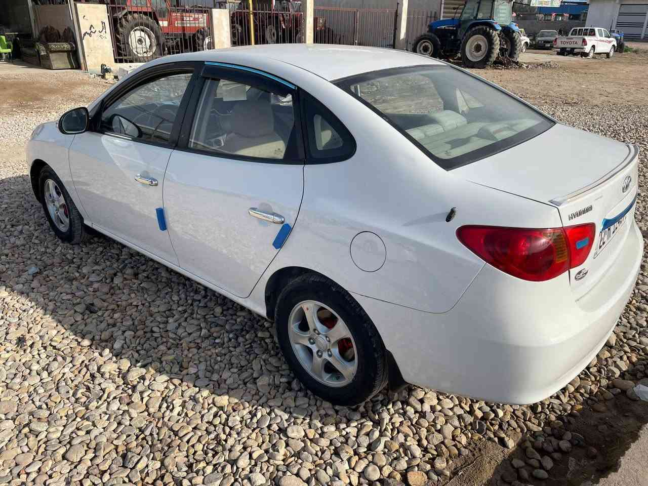 السلا عليكم للبيع سياره انتره موديل 2011رقم اربيل دولي وكاله تحويل موجود السيارة كير ومكينه مكفولات كهربائيات كله شغال وجاهز مابيه اي نقص ابد تبريد صدر مكينه 1600 السيارة دسك امامي خلفي اريل بل جنطه تحكم استيرن السيارة بيه مكانات بارد بصيط وبيه الحافه مال القماره الخلفيه بيه صبغ اثر تكشير وكلشي موضح بل سونار كدامك عينك السعر اتصل على الرقم التالي
***********
***********
مكان السياره واسط الزبيديه اتصل واني بخدمتك
