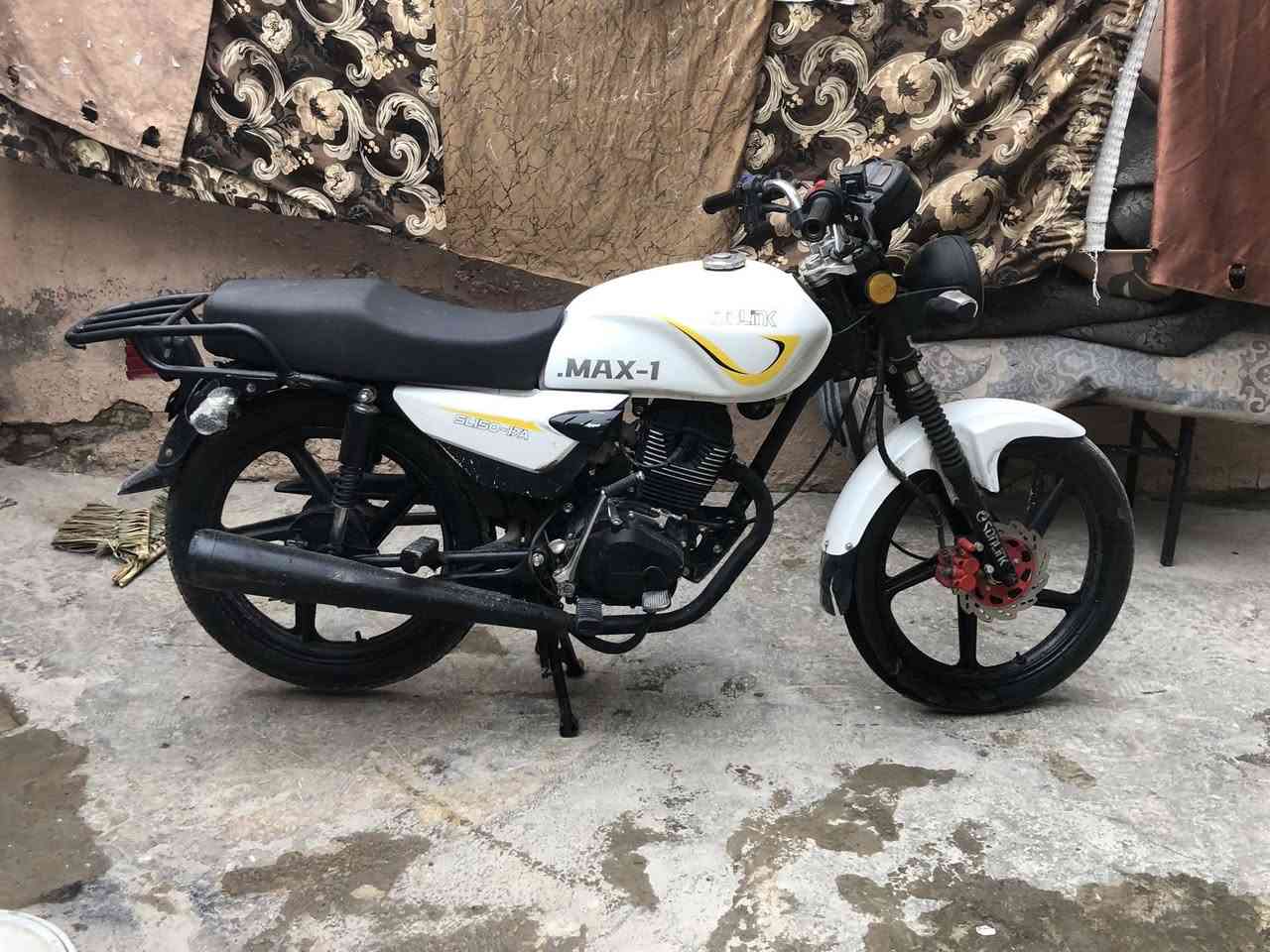 سلام عليك دراجه سونك البيع مكاني مدينه الصدر السعر700 ///***********
