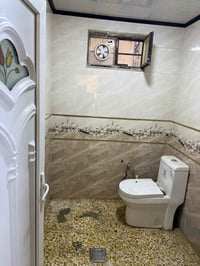 بيت ١٠٠م • حي السماح ٩٠ • قرب مدرسة صناع الحياة