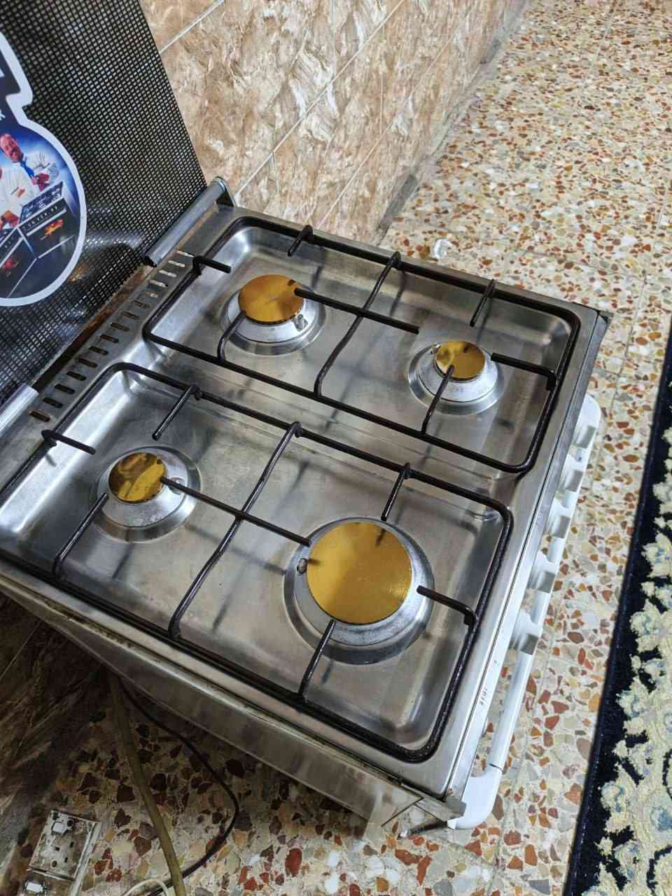 بسعر مناسب او مراوس 
يونفيرسال مصري قواعد بوتات طباخ بلادي وكل شغال جداحات كلوب داخلي افران فوك جوه نار زركه وبسعر مناسب جدا استفسار واتساب ***********
