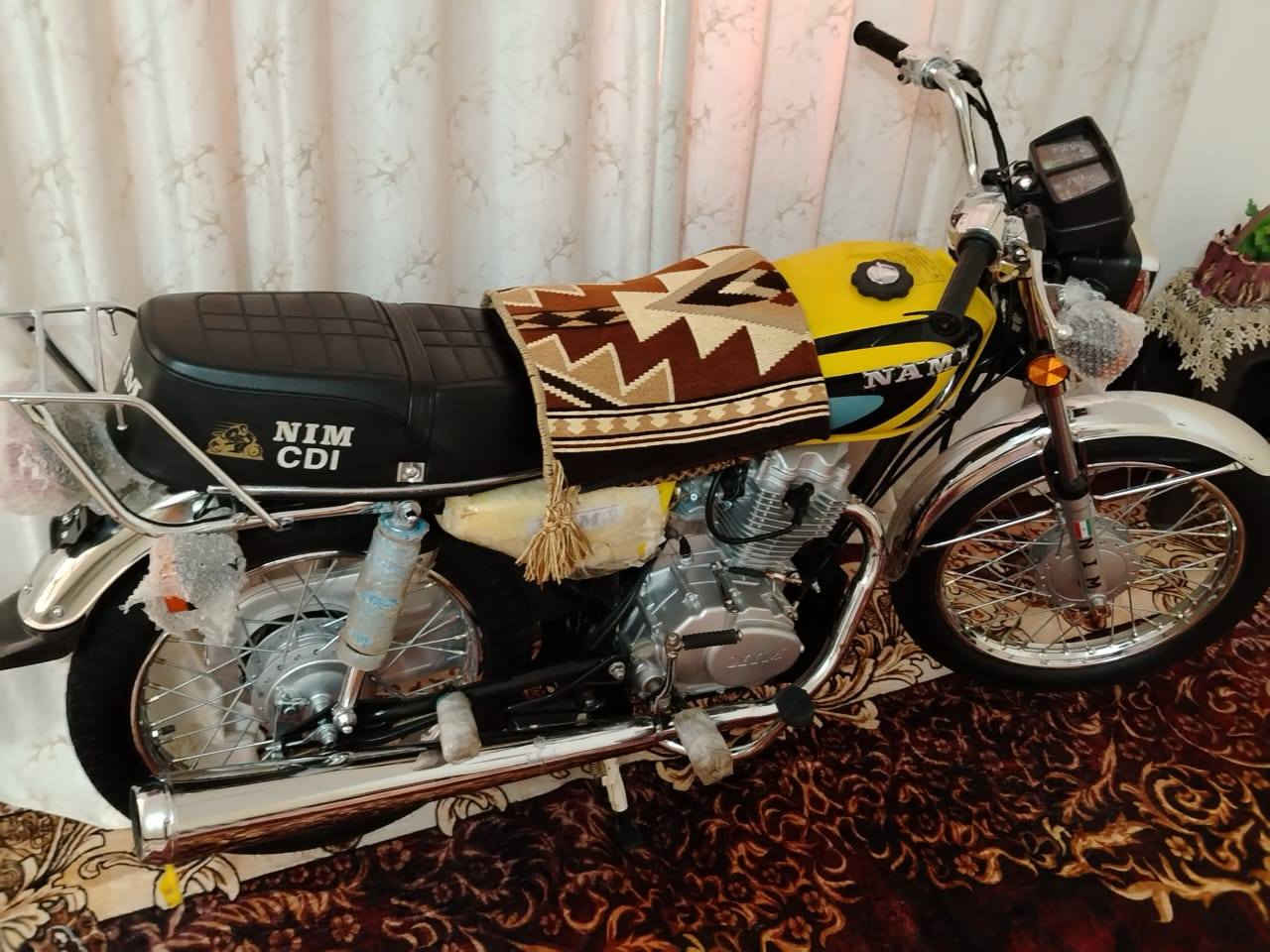 السلام عليكم ورحمة 
من رخصه مدير الكروب دراجه نامه للبيع دراجه مكفوله كفاله عامه موديل 25 بيع مستعجل سعره 675 وبيه مجال شي قليل بيعع مستعجل بس لا تكسر بيها 
***********
