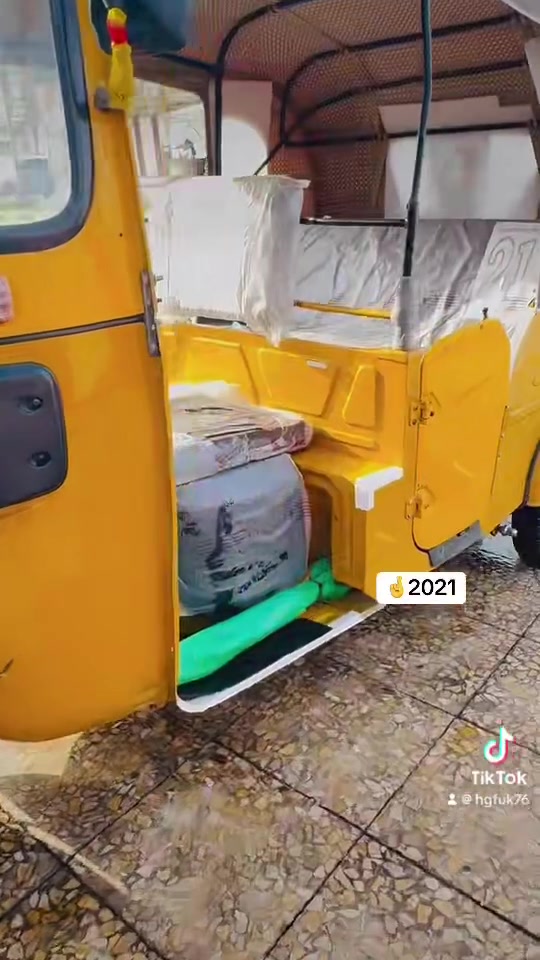 تكتك  للبيع 2021 أوراق  وكيل شاكر تكتك لا صبغ ولا معجون سعر 5و600 وبيهه مجال  شراي يخابر ويدلل
***********
