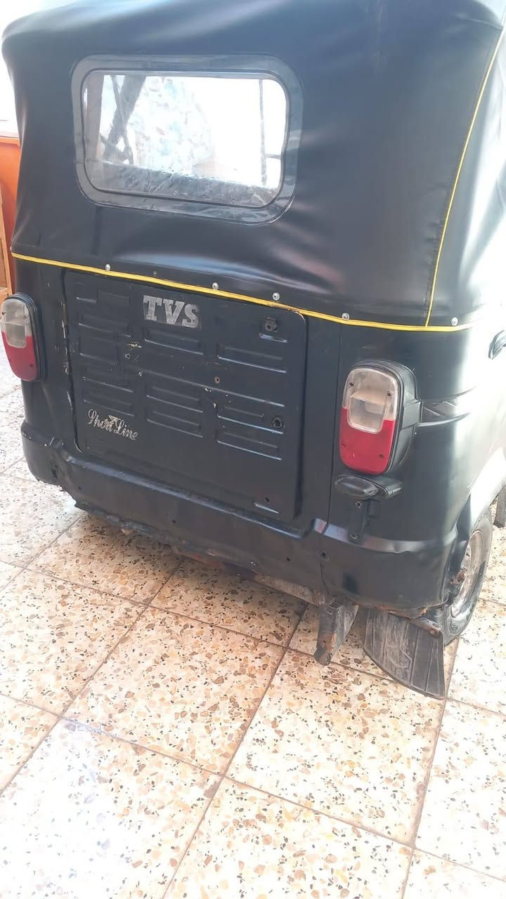 سلام عليكم تكتك 17 طابه بل 18 مكينه كير اكسل تخم تاير كهربائيات شغاله تكتك حلوه أوراق كامله سعر 2600 مكان بغداد البياع شرطه خامسه لاستفسار ***********
