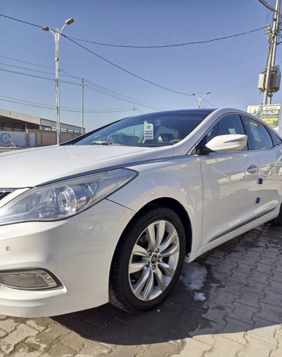 سلام عليكم ازيرا 13 وارد خليجي رقم بغداد فووول مكفوله محرك 3000 للمراوس فقط ب اوبتيما 2019/2020 خليجي فقط


**إذا كنت صاحب هذا الإعلان وتريد حذفه لأي سبب، رجاءا أرسل رسالة إلى الدعم الفني**