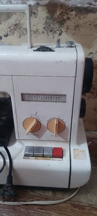 اسلام عليكم مكينه جديده للبيع مستعجله علئ بيعتها لانو محتاجه سعرها200و...