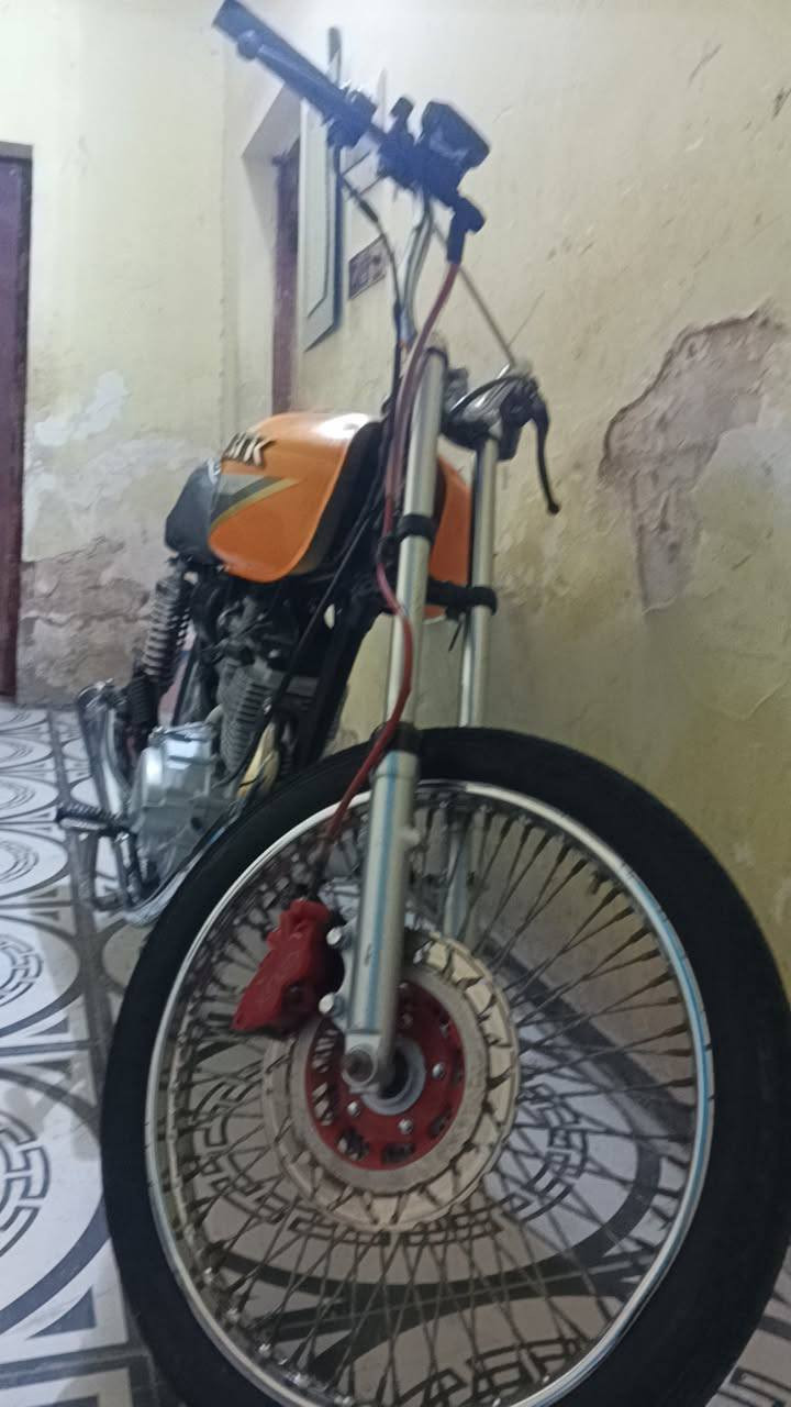 السلام عليكم أربعه كير  للبيع مكينه 23ما مفتوحه شاصي 23اوراق
كلجات تلث مراغي جدد تاكل الكاع الله يستر عليهاا عمبار كدام السعر وباقي المواصفات بل خاص مو شراي لا تعبني 
مكاني ناصرية مركز


**إذا كنت صاحب هذا الإعلان وتريد حذفه لأي سبب، رجاءا أرسل رسالة إلى الدعم الفني**