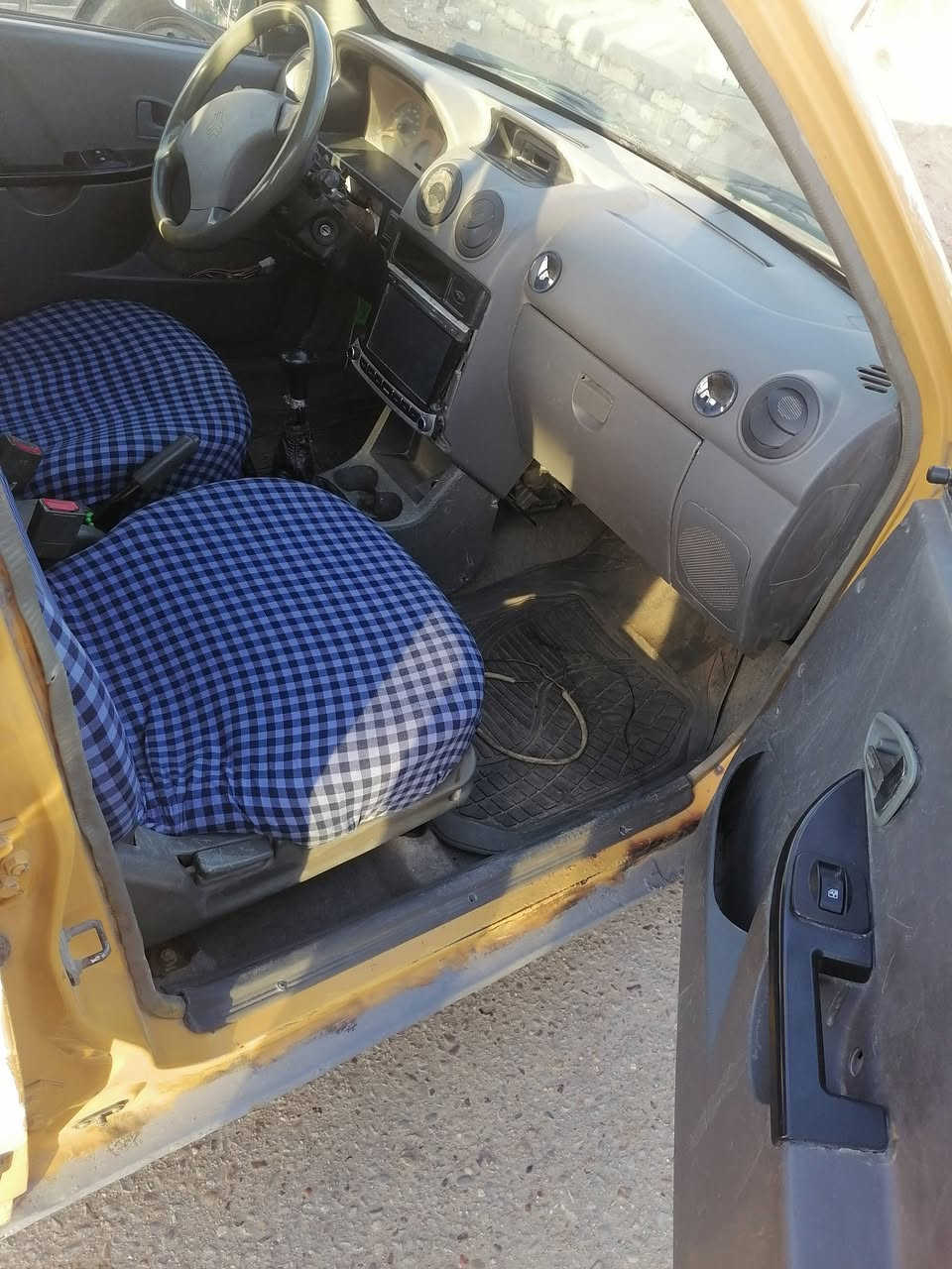 سياره سايبه للبيع موديل13
مكينه وكير وحداديه خير من الله

راعيها يريد مداور  السعر

السعر 20 ورقه وبيها مجال 

العنوان.. ديوانيه

***********
