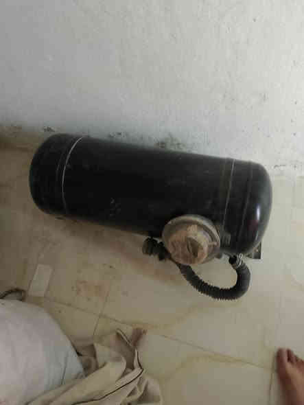 السلام عليكم 
للبيع منظومه غاز جديده مال سياره النترا   

للاستفسار الاتصال على الرقم ‭٠٧٨١ ٢٦٠ ٨٦٢٣‬
