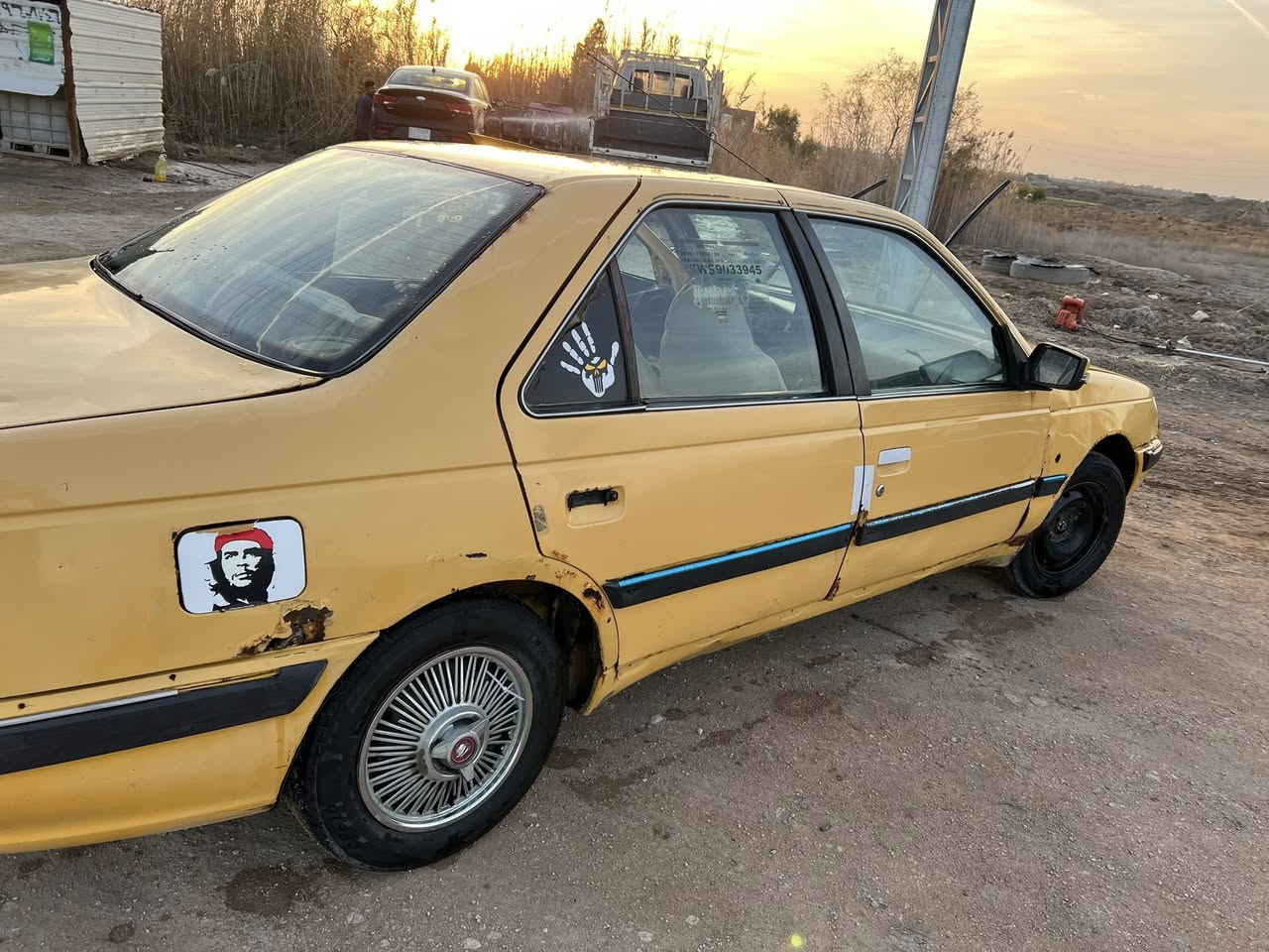 بيجو بارص مديل 12 رقم انگليزي بسمي هزه مامنتهيه تخم تاير جديد باتري جديد گشرهه شوفة عينك عوزهه ترتيبات بسيطه ب26 وبيهه مجال بسيط ***********
