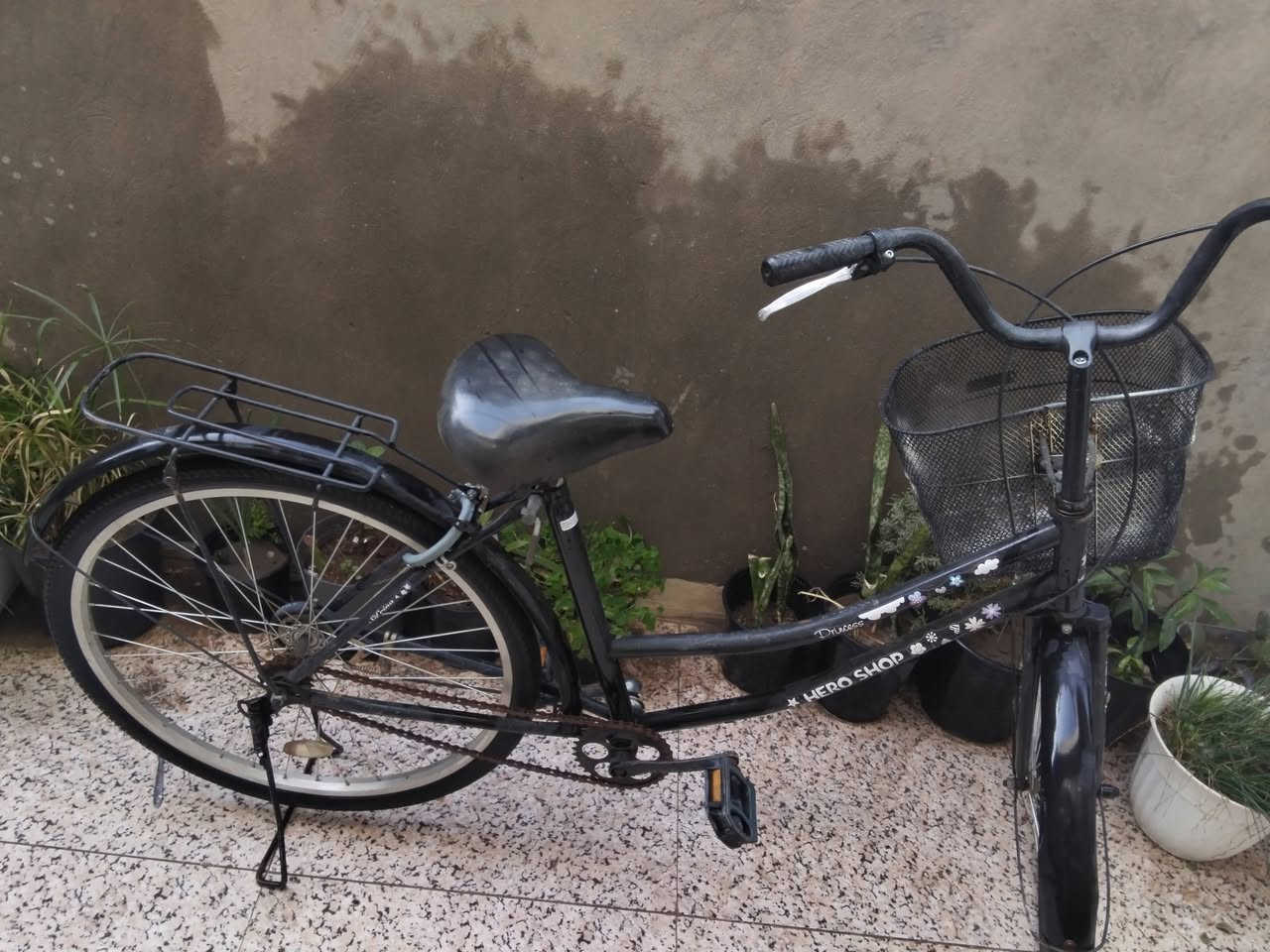 بايسكل بطه مستعمل حجم 26 سعر 60 الف وبي مجال البكري قرب سكة القطار


**إذا كنت صاحب هذا الإعلان وتريد حذفه لأي سبب، رجاءا أرسل رسالة إلى الدعم الفني**