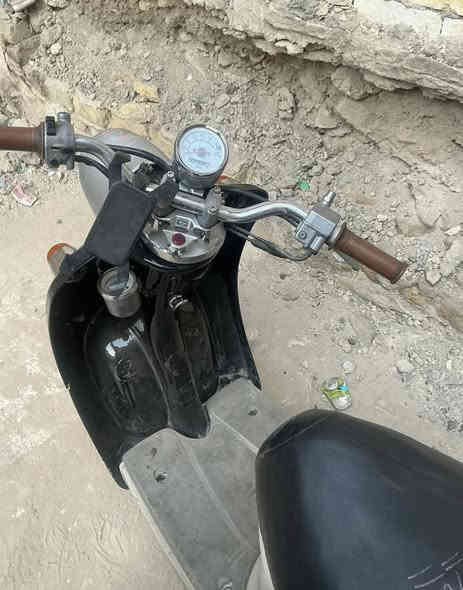 كفاله عامه شرط مامفتوحه دهن كل ١٤ يوم ابدلهه اسمه موتل ادير كله محسن الله شاهد دراجه بعده جديده اشاير لايتات كله شغال مكان بغداد توصيل ماعندي ومارد هاص فقط وتساب او على رصيد هذه رقمي *********** . وسعره 360 وبيها مجال
