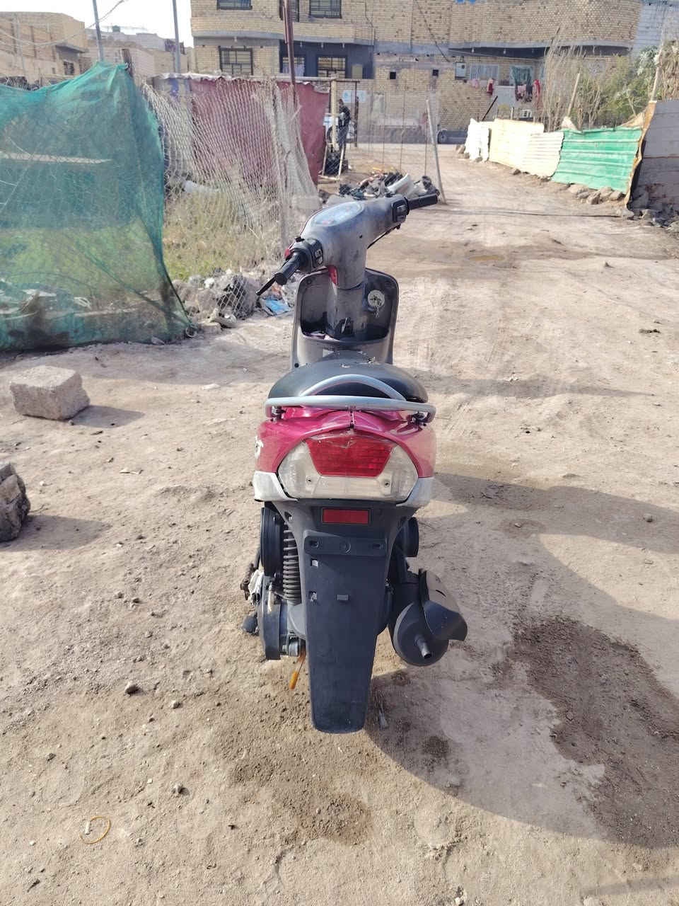 سلام عليكم للبيع دراجه ماكس منغولي بوشه 50 بلاد شرط الفحص كله شغاله سلف هندر شلعه تخبل مشي خير من الله كله ختم واحد السعر 600 العنوان ناصريه مركز الاستفسار ***********
