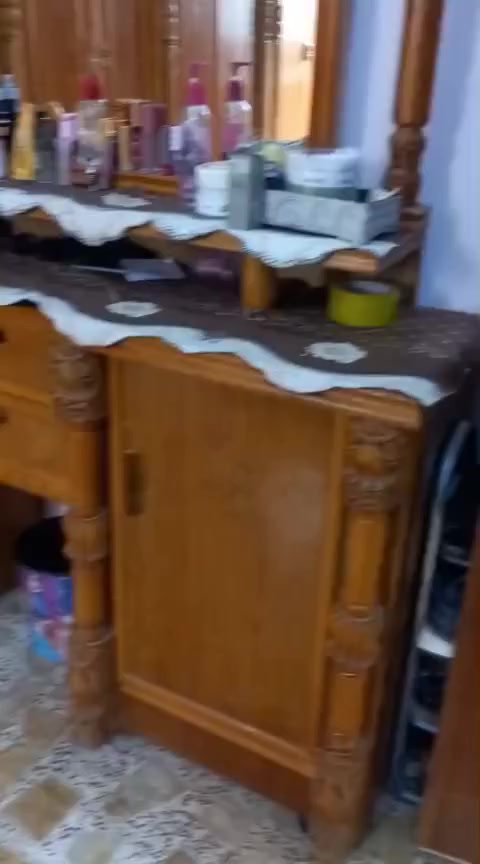 غرفه تزكام مسكميهه بلكوفه تلاث ملايين صاج من كل كتر لسعر مليون  و900 وبيهه مجال لشراي


**إذا كنت صاحب هذا الإعلان وتريد حذفه لأي سبب، رجاءا أرسل رسالة إلى الدعم الفني**