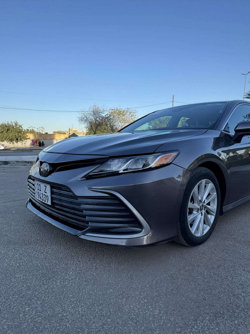 تيوتا كامري 2023 🇯🇵
ماشيه 24 الف مايل 
رقم بغداد باسمي مداور ثاني يوم 
مواصفات le 
حادثها خلفي جاملغ و قبق جنطه 
السعر 185 مع المجال 
للاستفسار / ***********
