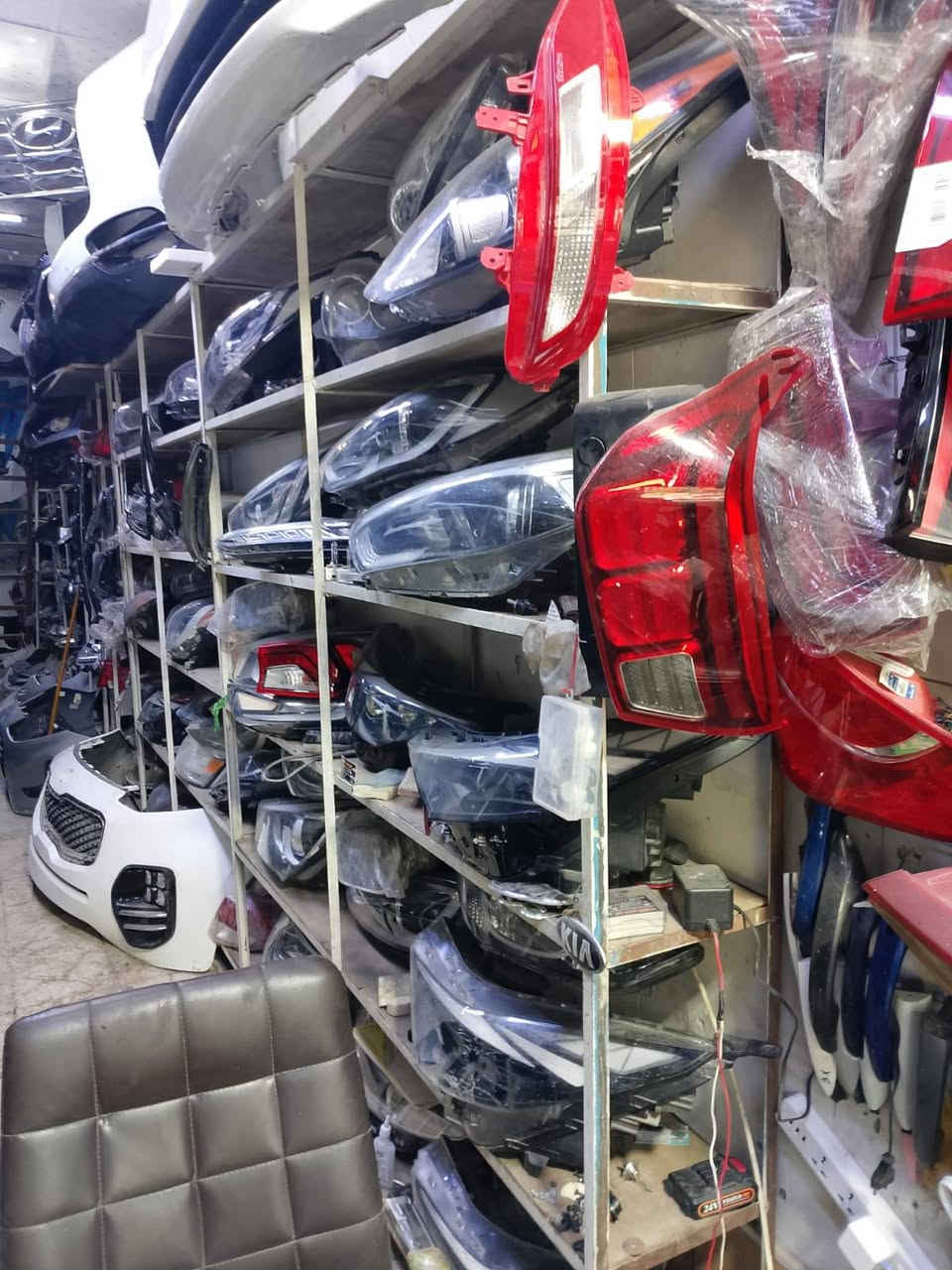 سلام عليكم / شتحتاج سيترتك مجود عندي من الأدوات موجوده عندي ***********
