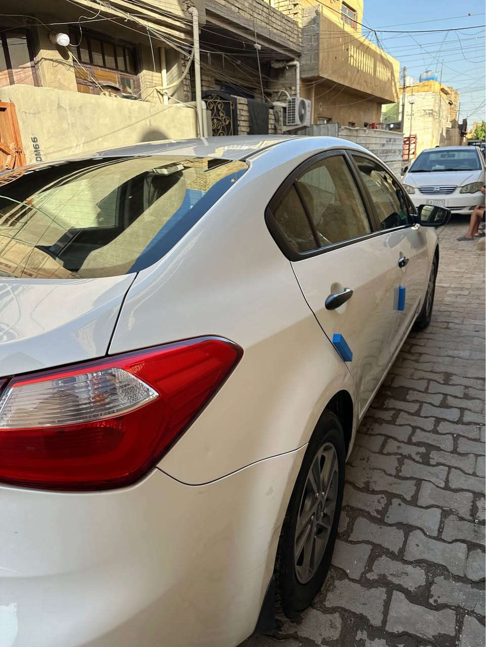 سيراتو ١٥ 
محرك ١٦٠٠
محرك كير تبريد كله كفاله على وضع شركه 
عنوان بغداد الدوره
بيه بارد مكفوله من صبغ 
***********
سنويه وهزه كله جديد ثاني يوم تحويل بغداد, العراق
