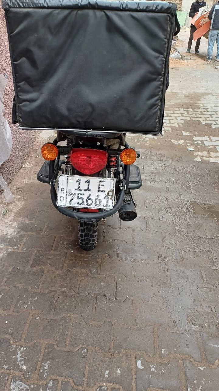 ***********  رقم بغداد صار اله شهرين عندي ورايده ب٣ملايين
