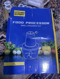 محضرة طعام • سعة ٣ لتر • شفرات رباعية