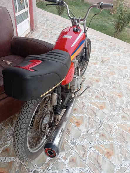 السلام عليكم  دراجه للبيع نامه درجه نضيفه كلك مديل 20 غراض كله جديد  السعر 350 بيه مجال (الرقم /(***********)
