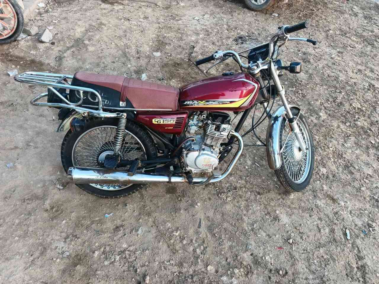 سلام عليكم دراجه تايكر مديل 21 تخم تاير كهربايا شقاله مكينه خير من الله سعر تصال عل ***********
